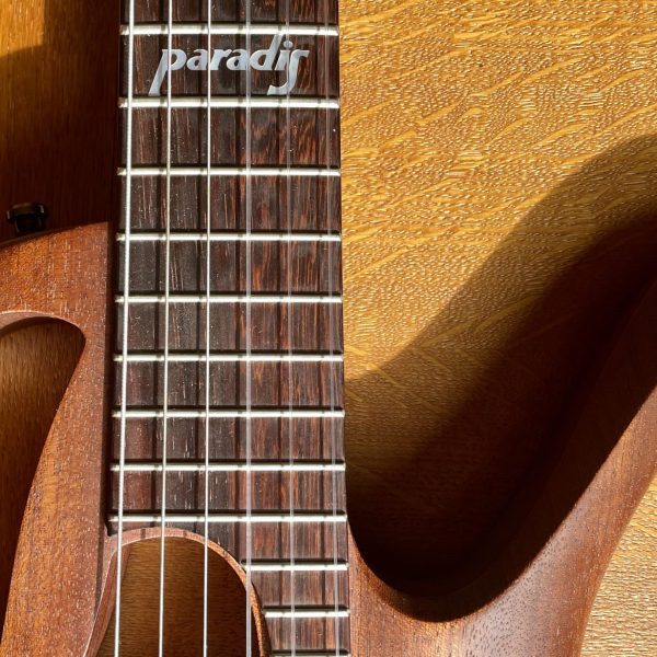 Avalon Mahogany 1994 little used - Image 3